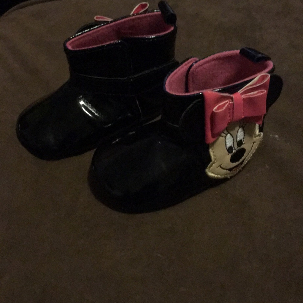 Minnie mouse boots